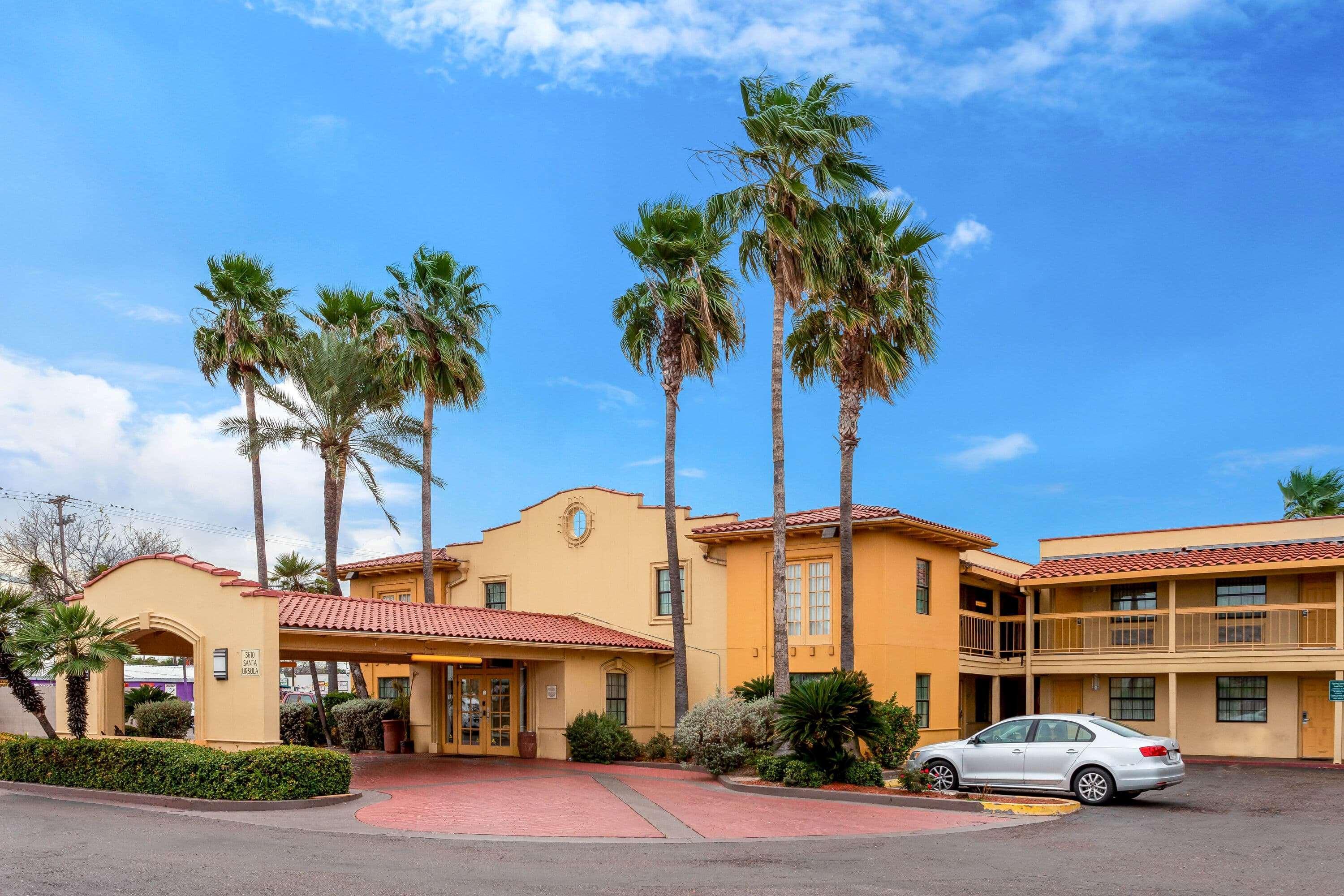 La Quinta Inn By Wyndham Laredo I-35 Экстерьер фото