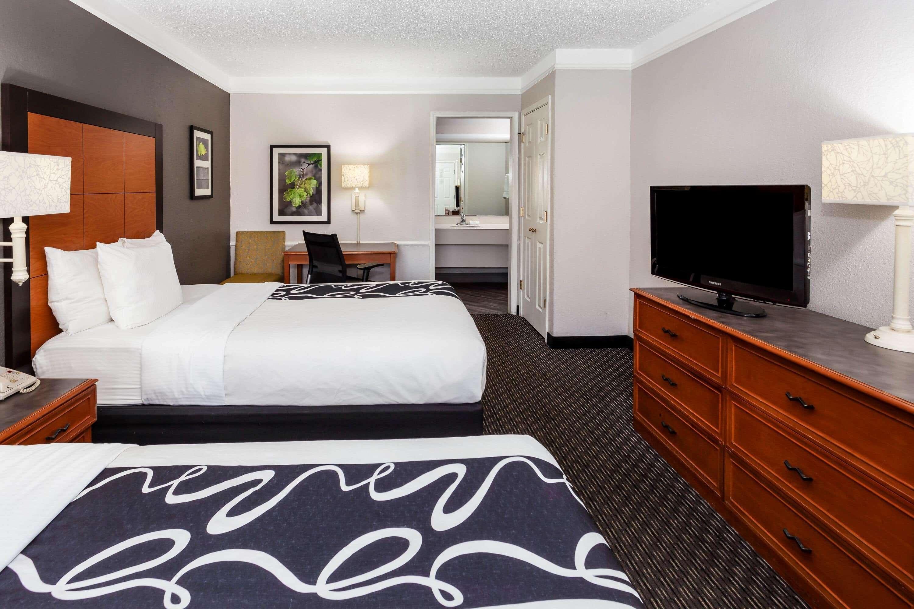 La Quinta Inn By Wyndham Laredo I-35 Экстерьер фото