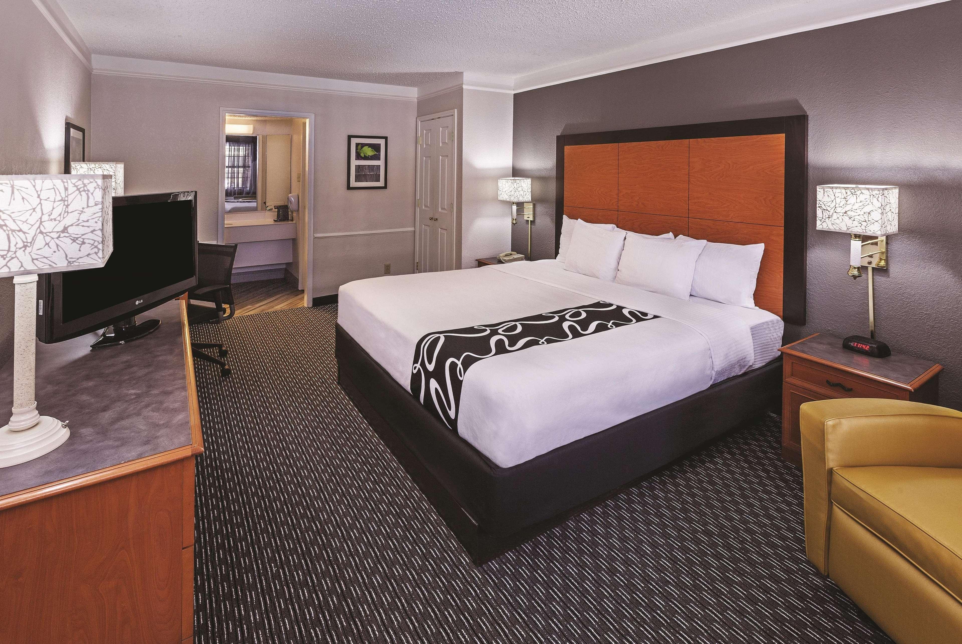 La Quinta Inn By Wyndham Laredo I-35 Экстерьер фото